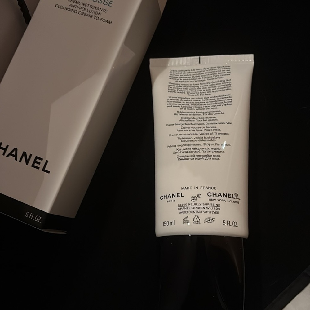 CHANEL La Mousse Cleansing Foam – Brand New | 100% Authentic - Picture 9 of 12